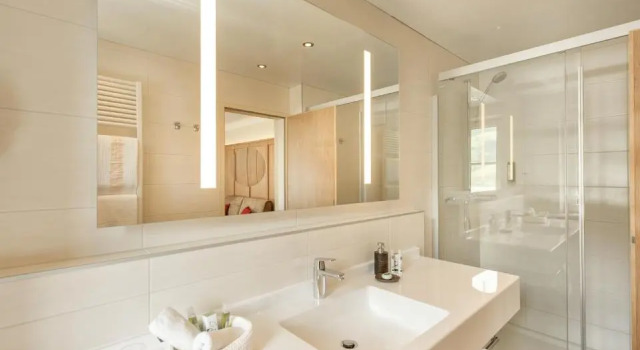 Двухместный люкс Deluxe Österreichischer Hof-im Bademantel direkt in die Alpentherme