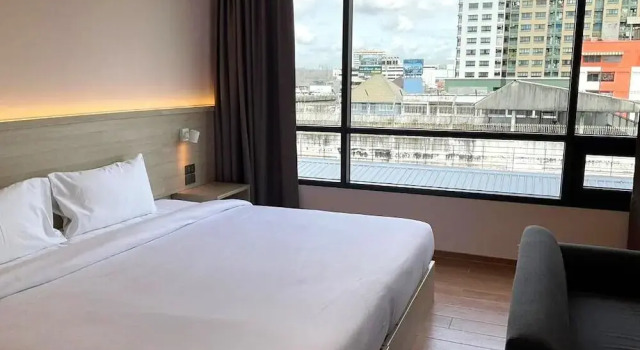 35 Bow Hotel