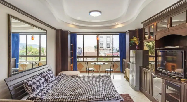 I AM OTEL Patong, Забронировать Отель Патонг-Бич остров Пхукет