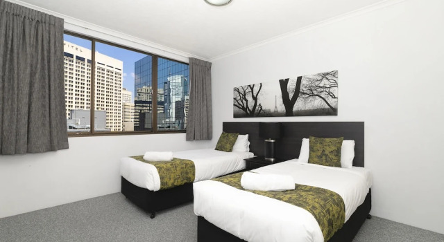 Апартаменты с 2 комнатами с балконом The Astor Apartments
