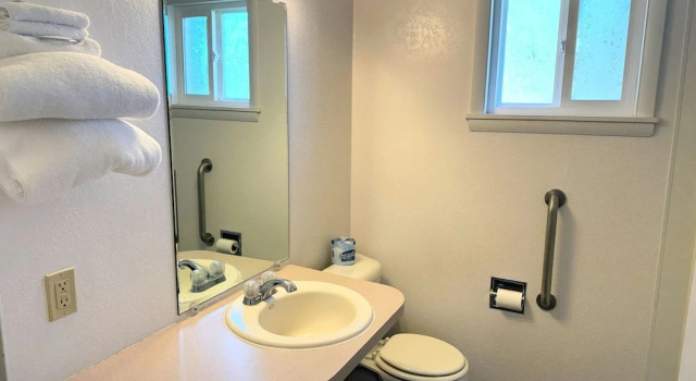 Номер Economy Westerner Motel