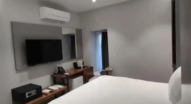 Номер Classic Royal Hayat Hotel