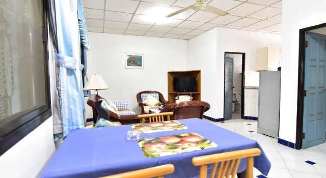 Апартаменты с балконом Nong Apartment Pattaya - Adults Only
