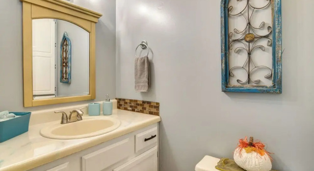 Апартаменты Condo 2 Mi to Silver Dollar City: Relax Fireside!