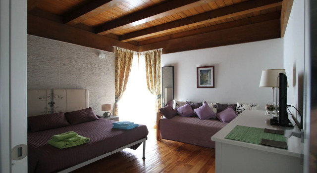Casale Delle Ronde B&B, Reserva ahora Bed & breakfast Hoteles en El Lacio con aparcamiento, Aparcamiento