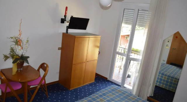 Трёхместный номер Standard Hotel Azzurra