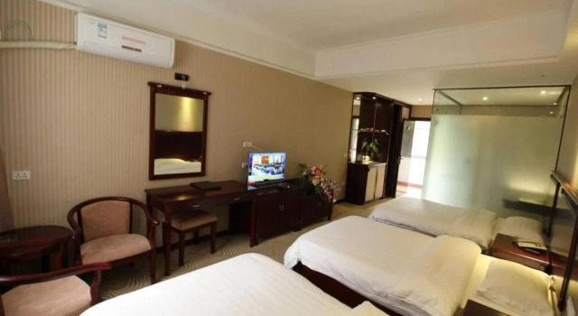 Yangshuo Hua Xiang Man Ting West Street Hotel, Забронировать Отель Отели Яншо с парковкой, рядом с Парк Яншо, Парковка