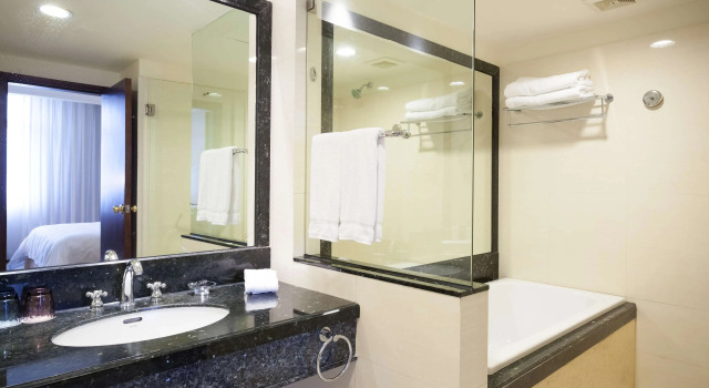 Двухместный люкс Deluxe Best Western Plus Fuzhou Fortune Hotel