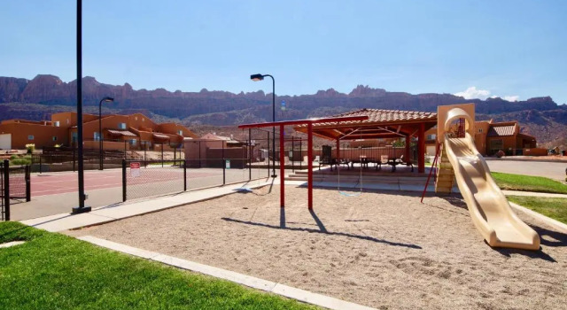 Апартаменты Saddle Creek 3A1 by RedAwning