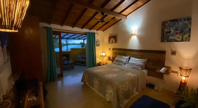 Номер Deluxe с балконом и с красивым видом из окна Guest House Villa 2 Santos