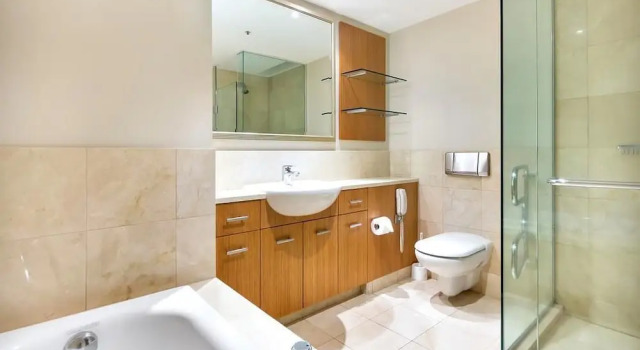 Апартаменты Deluxe Central 1 Bedroom in Metropolis