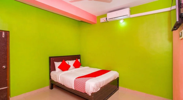 Номер Standard OYO 17373 Ssv Hotel