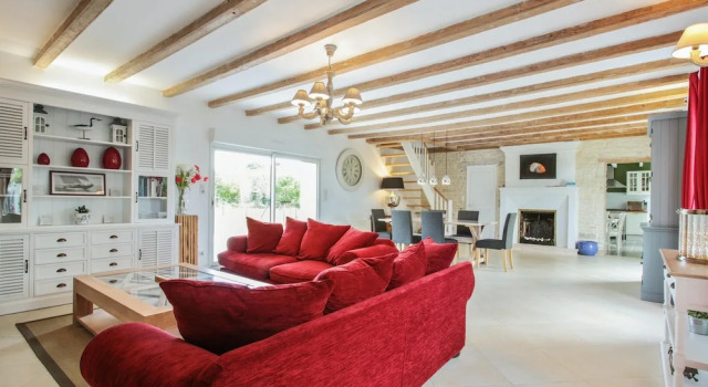 House With 4 Bedrooms in Saint-georges-du-bois, With Private Pool, Enc, Rezerwuj Hotel Hotele w Charente-Maritime z basenem, Basen