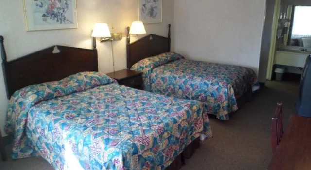 The Highlander Lodge Danville, Prenota Hotel Danville Virginia
