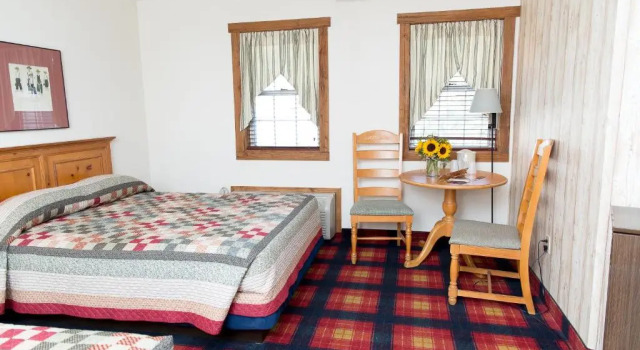 Четырёхместный номер Deluxe The Country Inn of Lancaster
