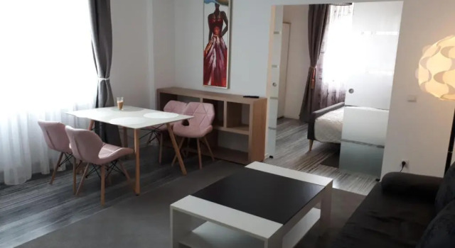 Carla's Residence, Varaa Huoneisto Cluj-Napoca 