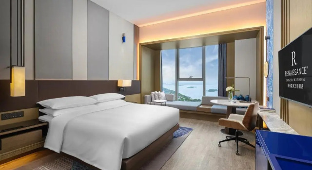 Двухместный номер Standard с видом на озеро Renaissance Changzhou Wujin Hotel