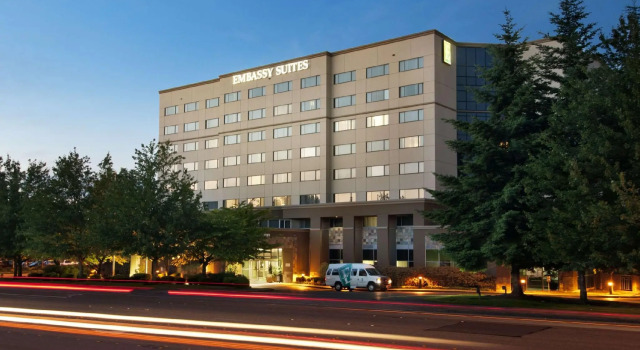 Номер Standard Embassy Suites By Hilton Seattle - Tacoma International Airport