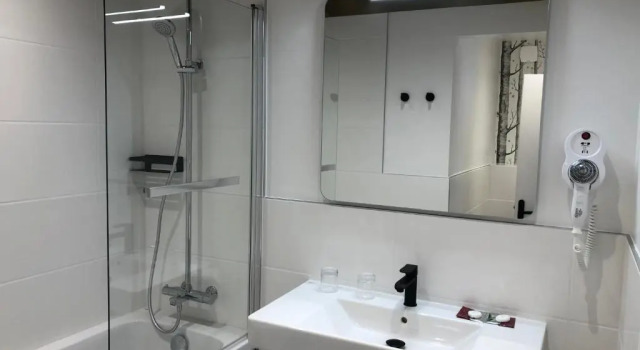 Standard- firedobbelt værelse Hôtel Moderna