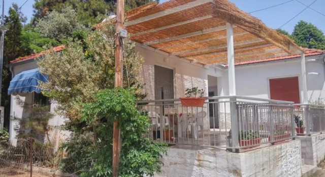 Family house by the beach