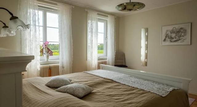 Råshults Gård, Varaa Hotelli Vimmerby Kalmari