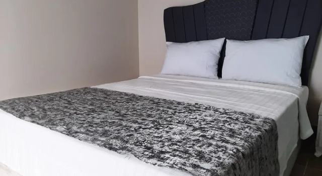 Ekom Cafe Pansiyon, Varaa Hotelli Hotellit Marmara-alue pysäköinnillä, Pysäköinti
