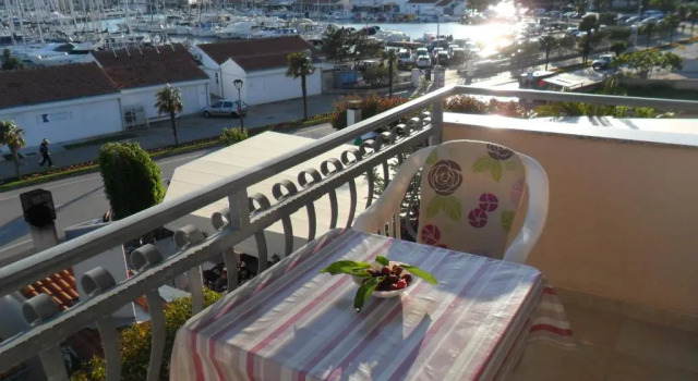 Апартаменты с 2 комнатами Apartments & Room Marina View