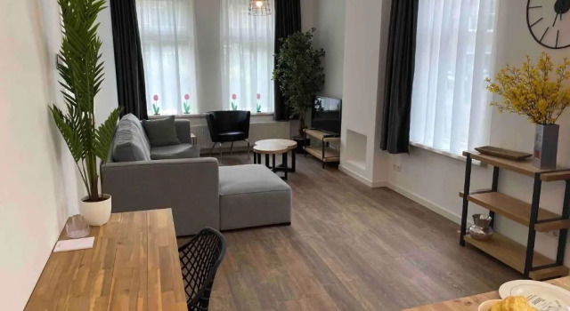 Апартаменты HaagsHuisje- eigen appartement, dichtbij alles, stijlvol