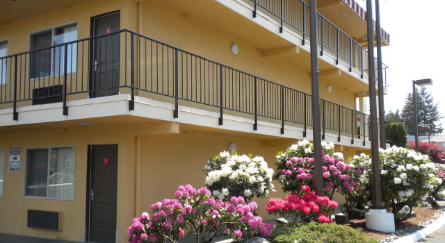 Econo Lodge Inn and Suites Bellingham, Book Hotel Bellingham Mount Baker