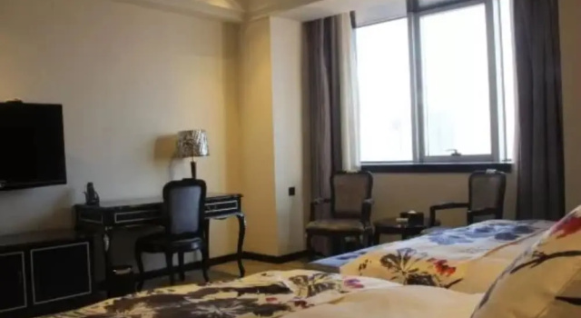 Люкс Deluxe Chu Tian Yin Xing Hotel