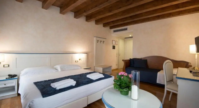 Трёхместный номер Standard Albergo Mazzanti