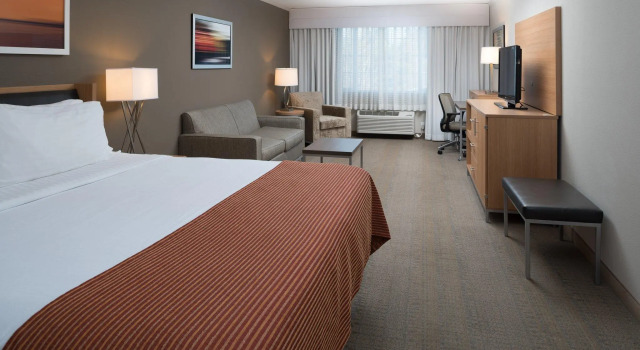 Номер Executive Holiday Inn Express Spokane Airport by IHG