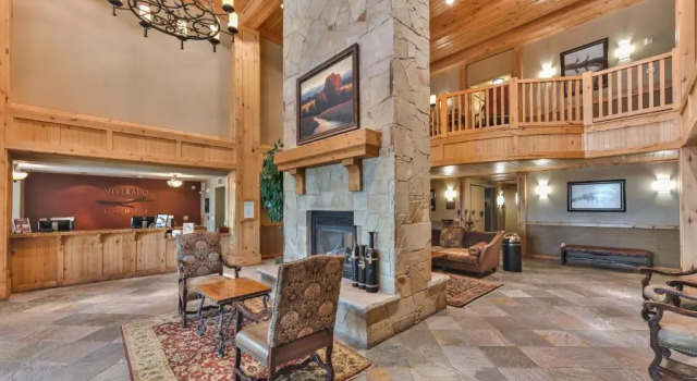 Steps to skiing, hotel room, mountain views, shared hot tub, sauna, steam room, fitness room 223A, Забронировать Отель СПА-отели Парк-Сити, рядом с Canyons Parking Lot, SPA-услуги