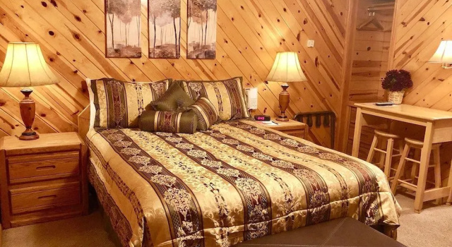 Giant Oaks Lodge