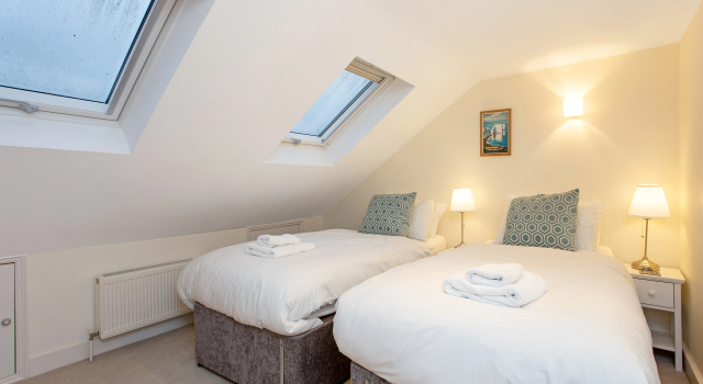 Perfect for family stays, ideal for walk to shops & restaurants, Reservar Casa de férias Casas de campo em Merseyside, Casa de campo / Cottage