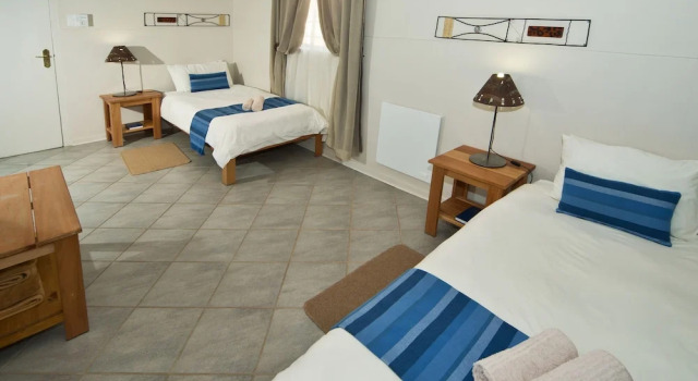 Comfort Kahden hengen huone Bahnhof Hotel Aus