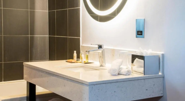 Двухместный семейный номер Deluxe DoubleTree by Hilton Bristol South - Cadbury House