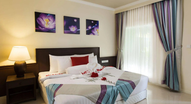 Tropical Village, Prenota Hotel Fehendhoo Atollo di Baa