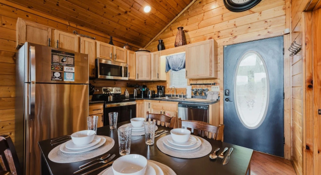 Номер Standard Ain't No Mountain High Enough 1 Bedroom Cabin by RedAwning