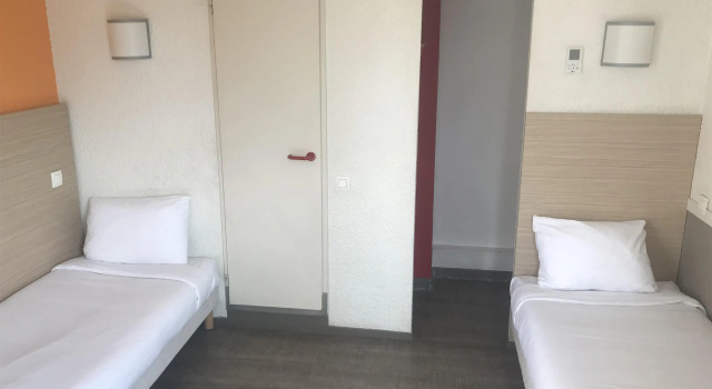 Двухместный номер Standard Premiere Classe Avignon Courtine Gare TGV