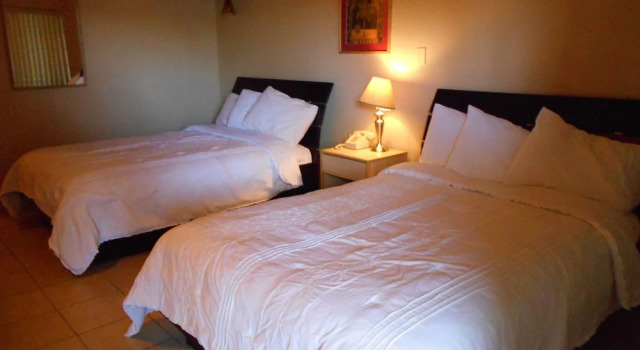 Classic czteroosobowy pokój Victorian Inn