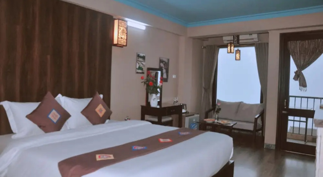 Двухместный номер Superior с балконом и с видом на город Sapa Hills Hotel