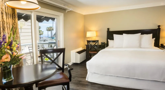 Номер Superior Hotel Metropole