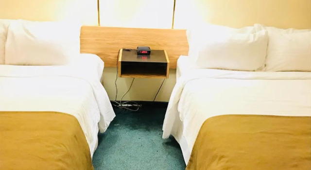 Northern Star Hotel & Convention Center, Забронировать Отель Отели Northern Alberta 3 звезды, 3*