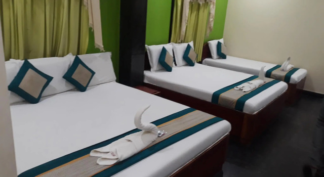 Люкс Royal Hotel KNR Grand