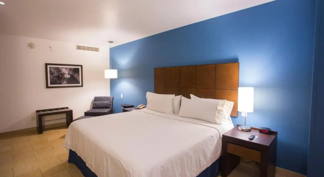 Люкс Holiday Inn Express Mérida by IHG