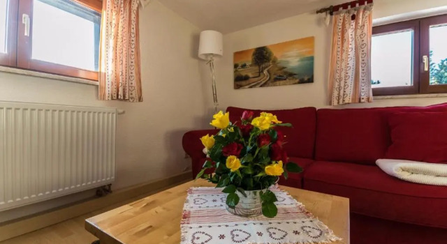 Апартаменты c 1 комнатой Ferienhaus Rosalie Ruhiges Ferienhaus mit Garten direkt am Malerweg