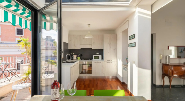 Lovely Apartment With Terrace Rome City Center, Забронировать Апартаменты/квартира Рим Лацио, рядом с Посольство США в Риме