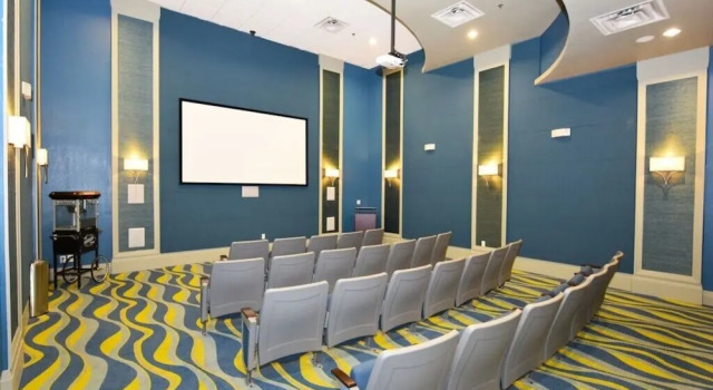 Вилла 8 BD 5 BH Pool and Spa