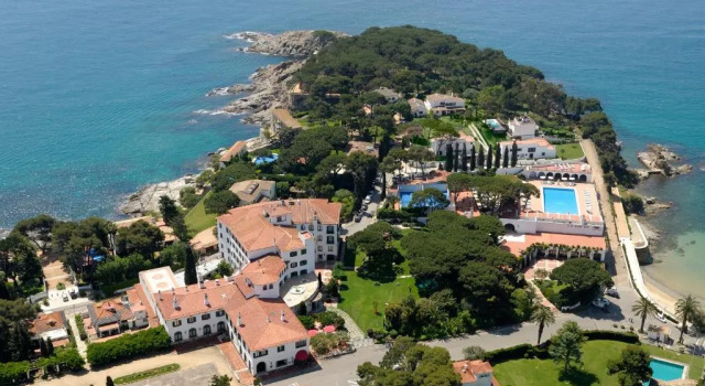 Двухместный номер с террасой Classic Hostal de la Gavina GL - The Leading Hotels of the World